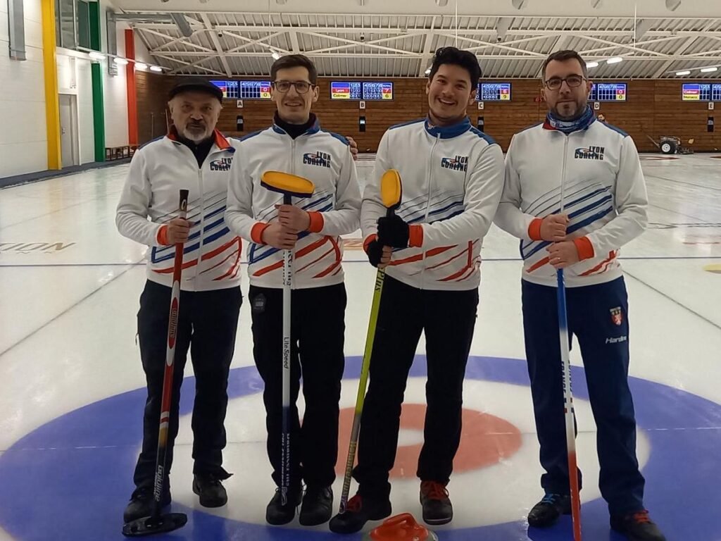 Championnat de France de curling 2025 - Catégorie Homme Équipe de Lyon Curling lors du Championnat de France de Curling 2025