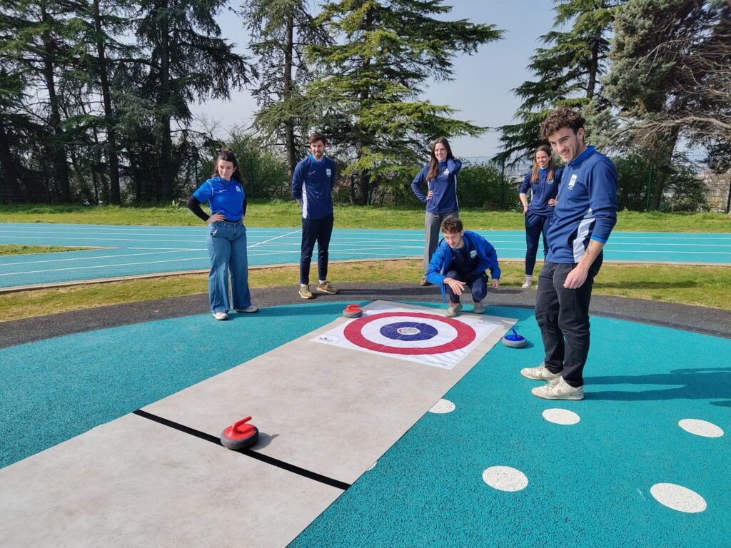 Bilan de saison 2025–2026 : Lyon Curling trace la glace, pierre après pierre 🥌 Bilan de saison 2025–2026 : Lyon Curling trace la glace, pierre après pierre 🥌