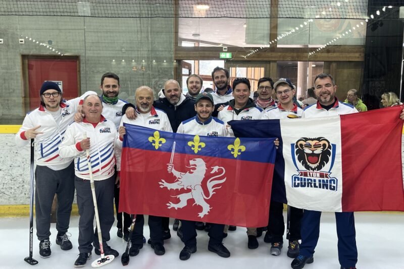 Bilan de saison 2025–2026 : Lyon Curling trace la glace, pierre après pierre 🥌