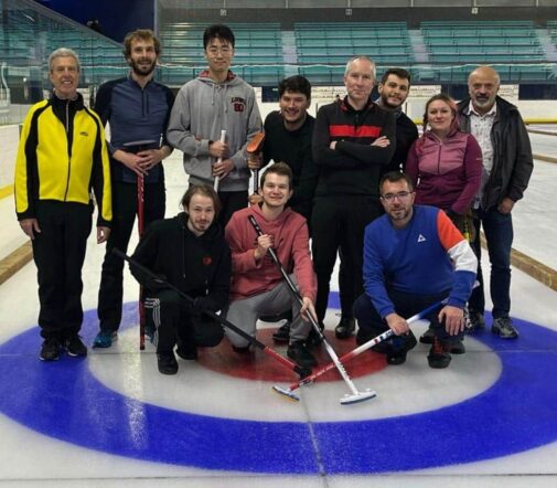 Lyon Curling présente dix joueurs au Tournoi International du Mont-Blanc Saint-Gervais !